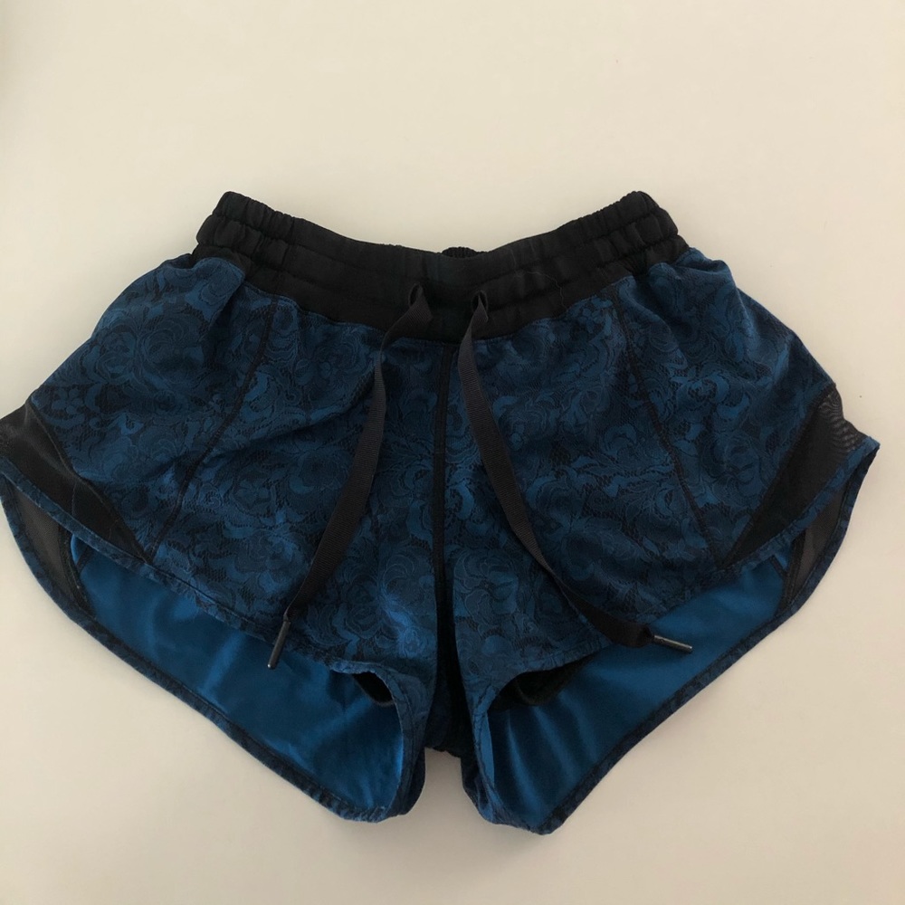 Lululemon hotty hot hot short 2.5